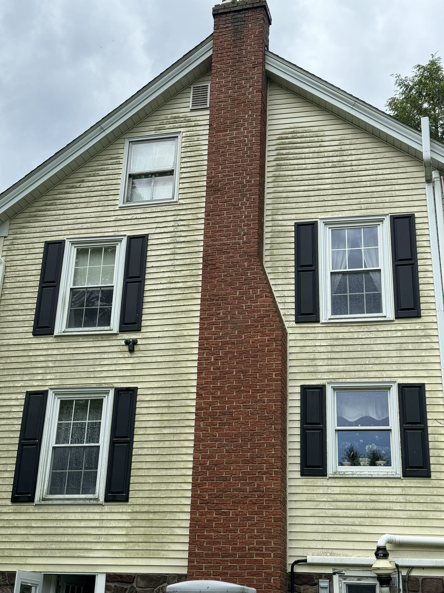 Pressure Washing Services 3 Pressure Washing Services 3